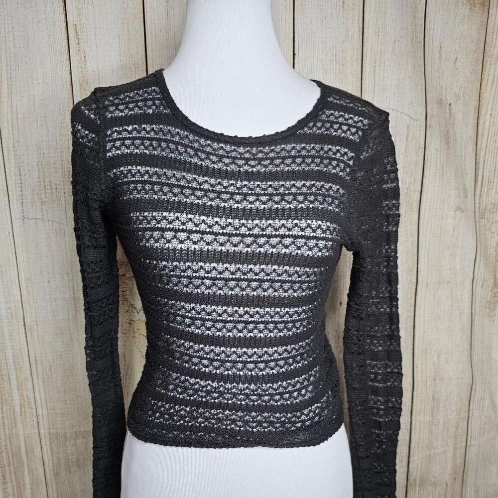 Hollister-co Women's Black and Grey Shirt